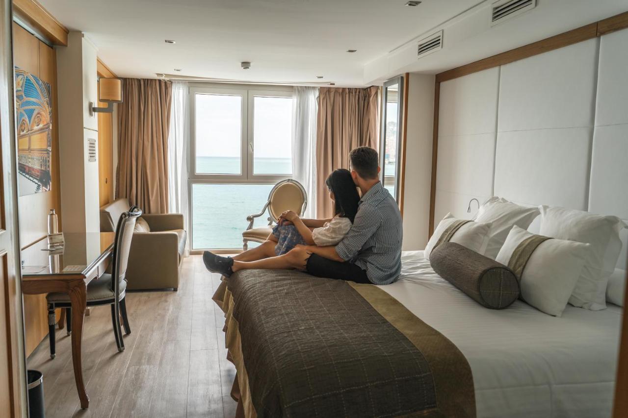 Deluxe Junior Suite with Sea View (2 adults),683228100:JPEG