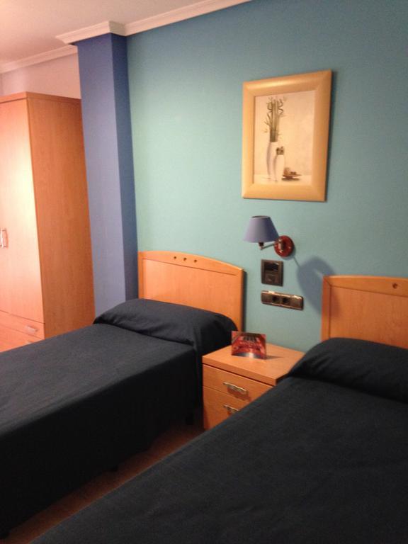 Triple Room,397756227:JPEG