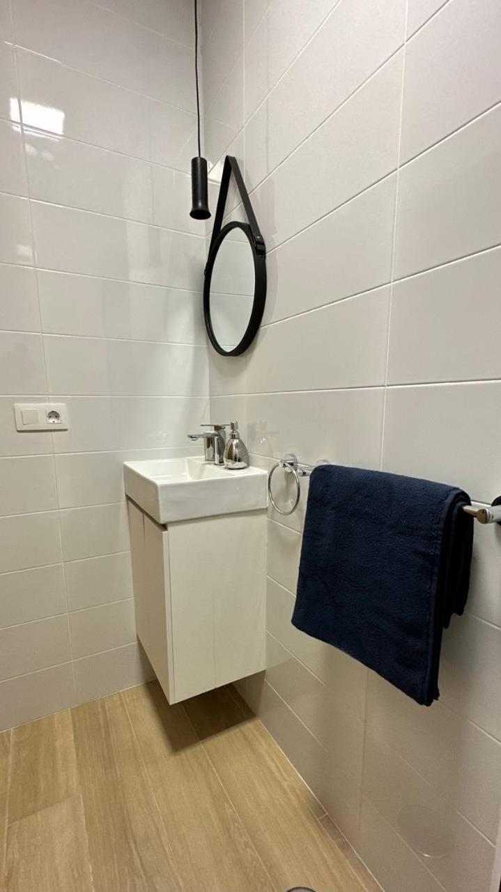 Small Double Room,1603163433:JPEG