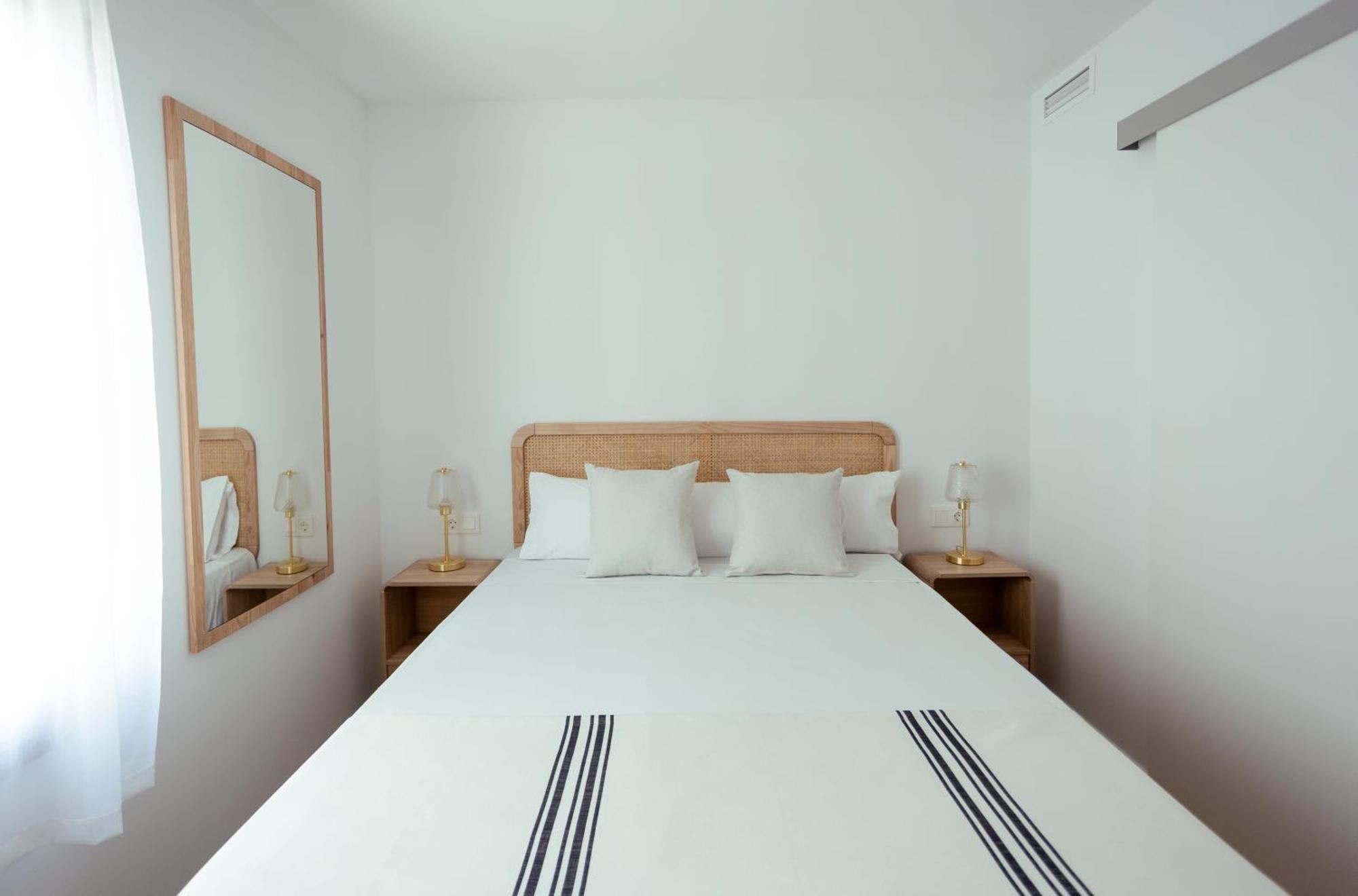 Deluxe Bungalow,1678186533:JPEG