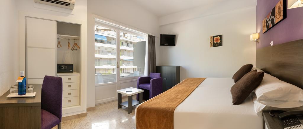 Standard Doppel-/Zweibettzimmer mit Balkon