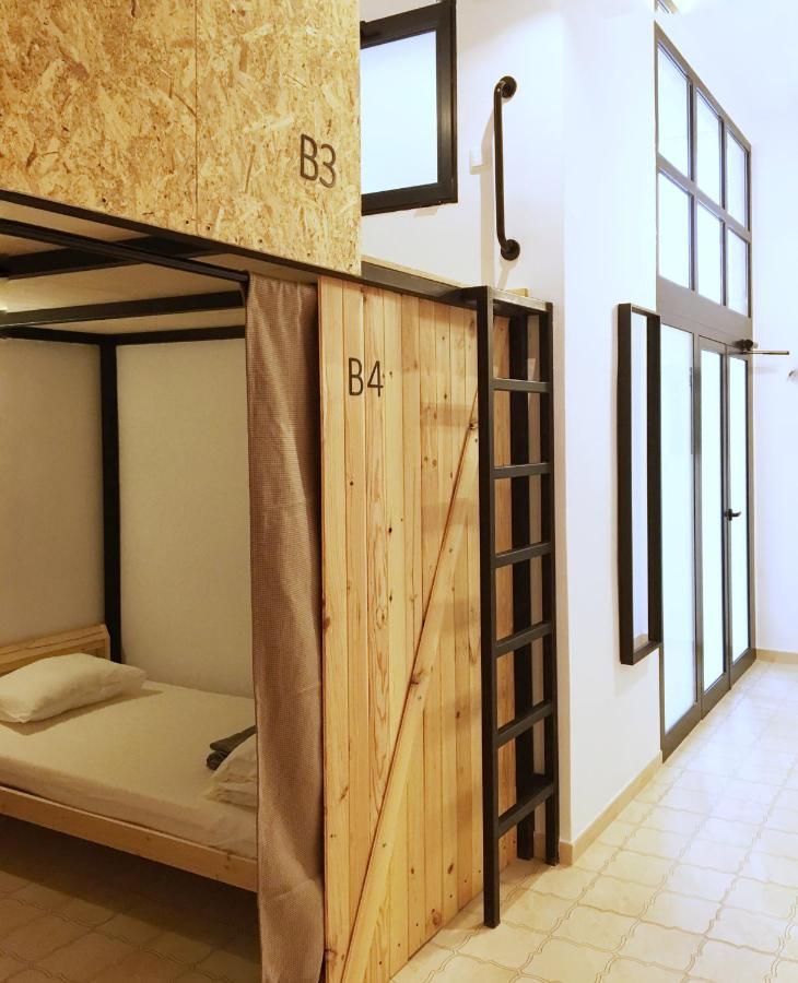 Bed 6-Bed Mixed Dormitory Room