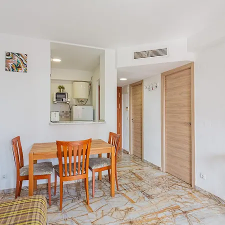 Apartments Carlos V-2
