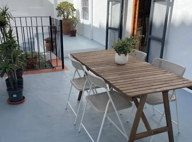 Encantadora casa con terraza a un minuto de la playa