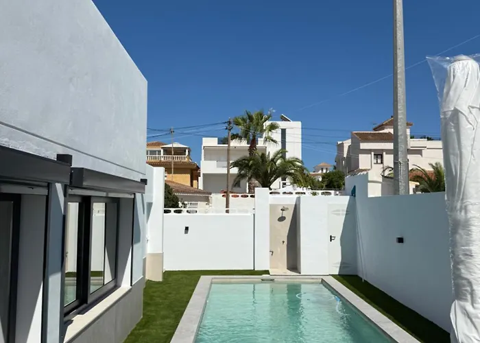 Villa Jupiter By Albir Proper Properties