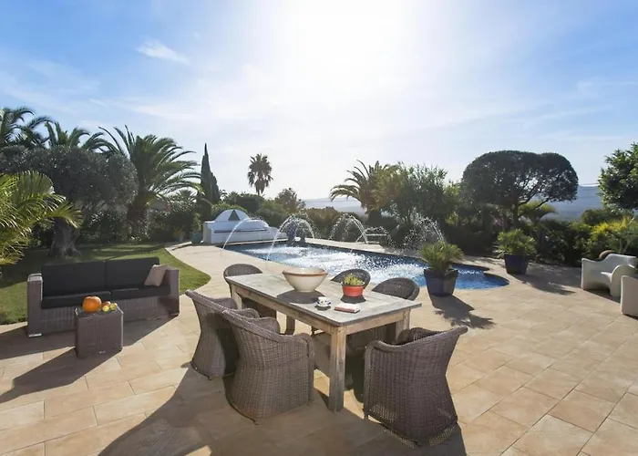 Villa Flores
